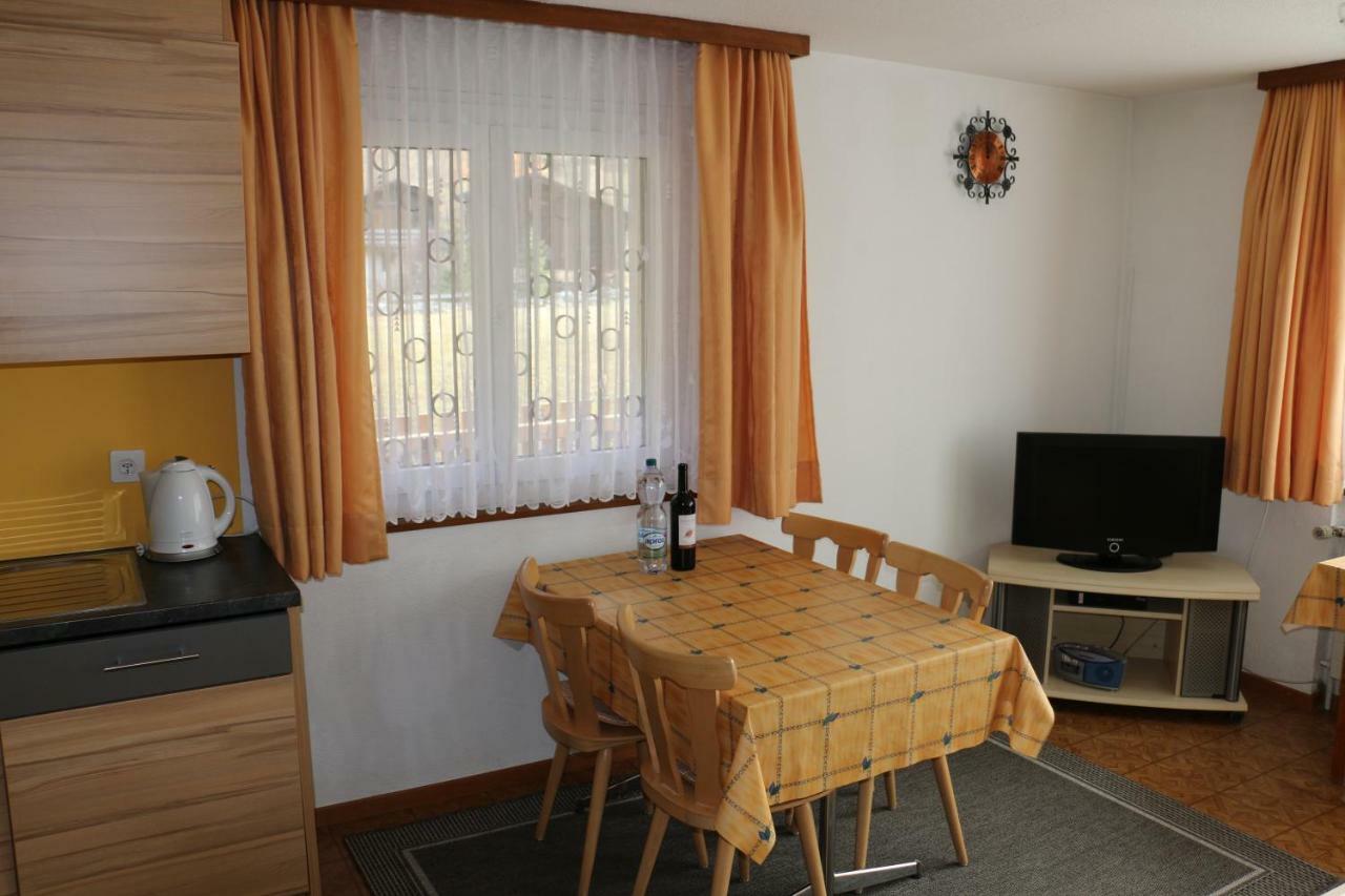 Haus Amara Apartment Saas-Grund Bagian luar foto